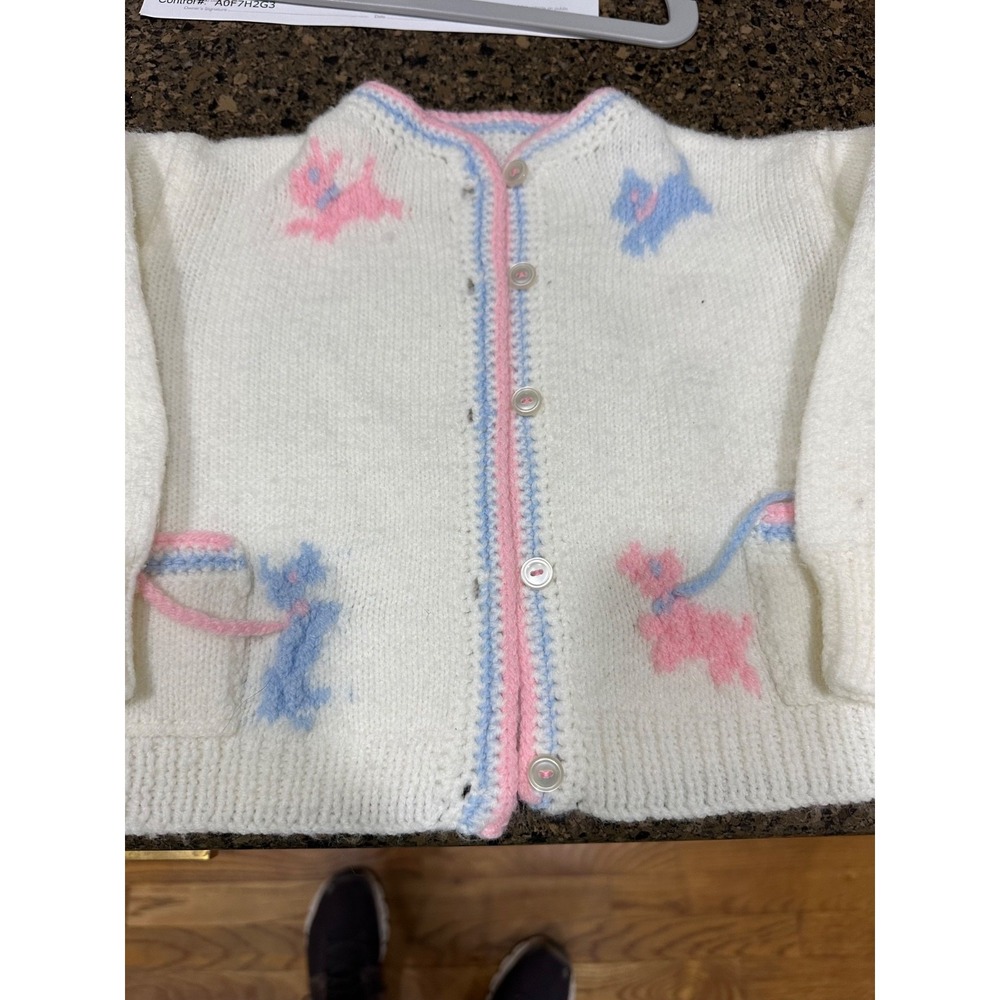 vtg‎ white baby cardigan with blue and pink dogs unsized